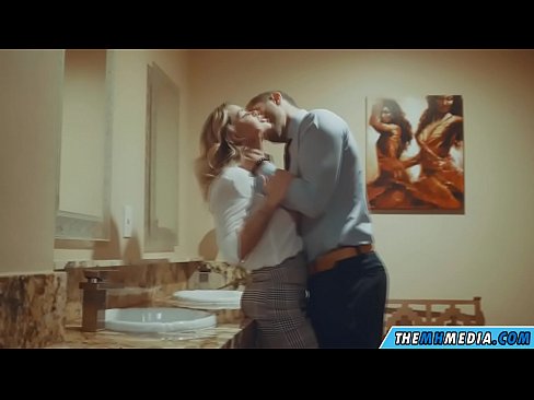 ❤️ Ina whakawaia koe e te kakaho tetona i roto i te wharepaku whanui ️❌ Sex ataata i mi.stroybassein.ru ❌